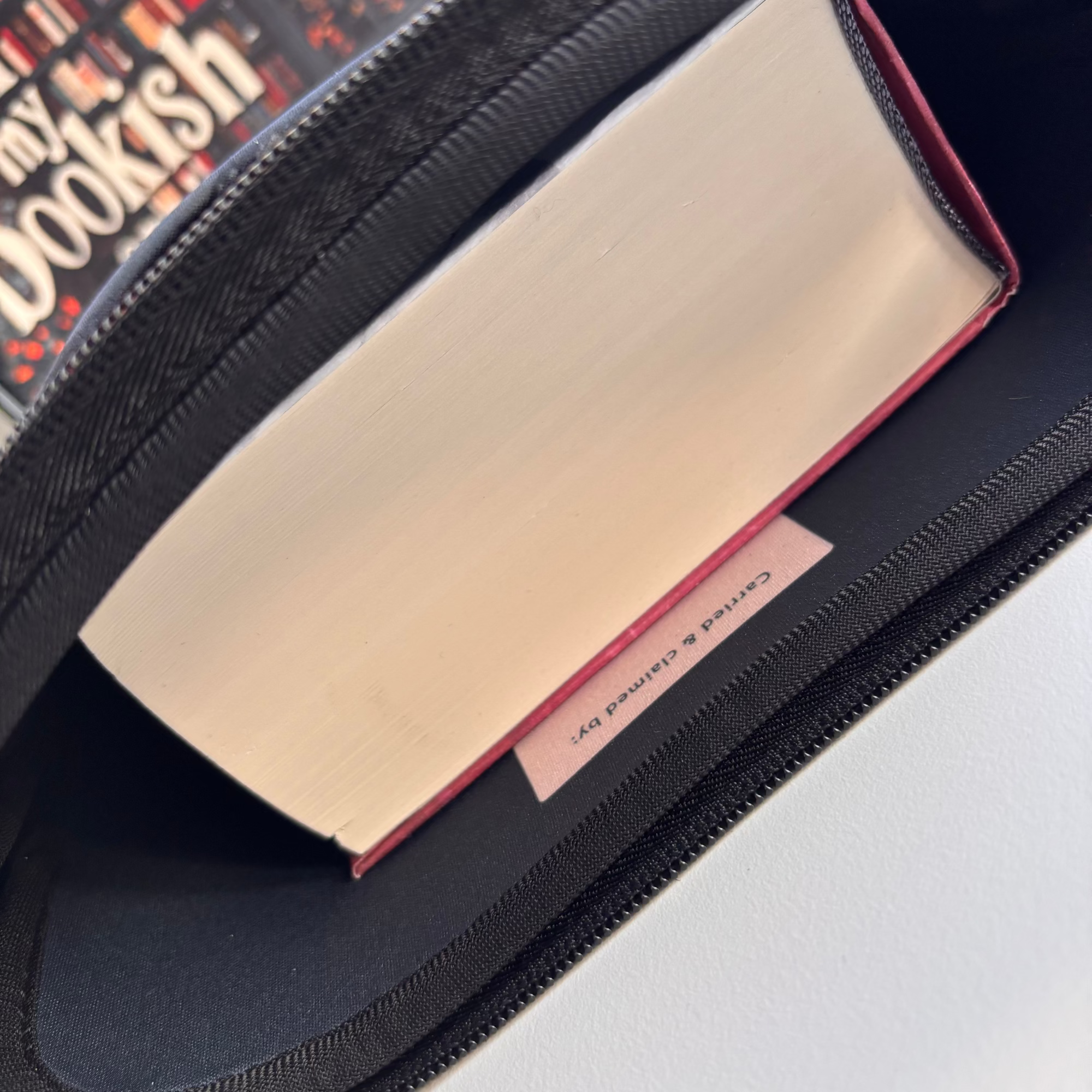 BOGPOSE - In My Bookish Era