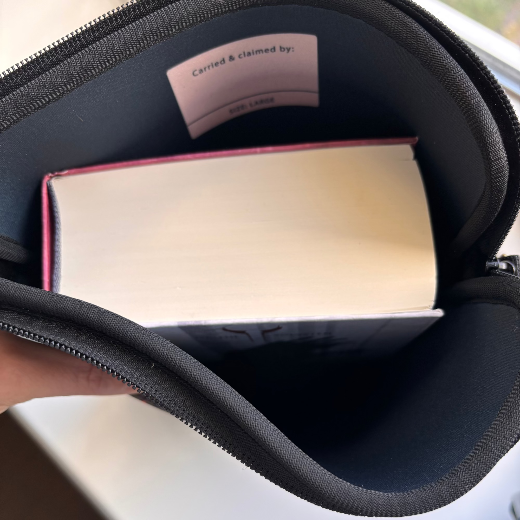 BOGPOSE - In My Bookish Era