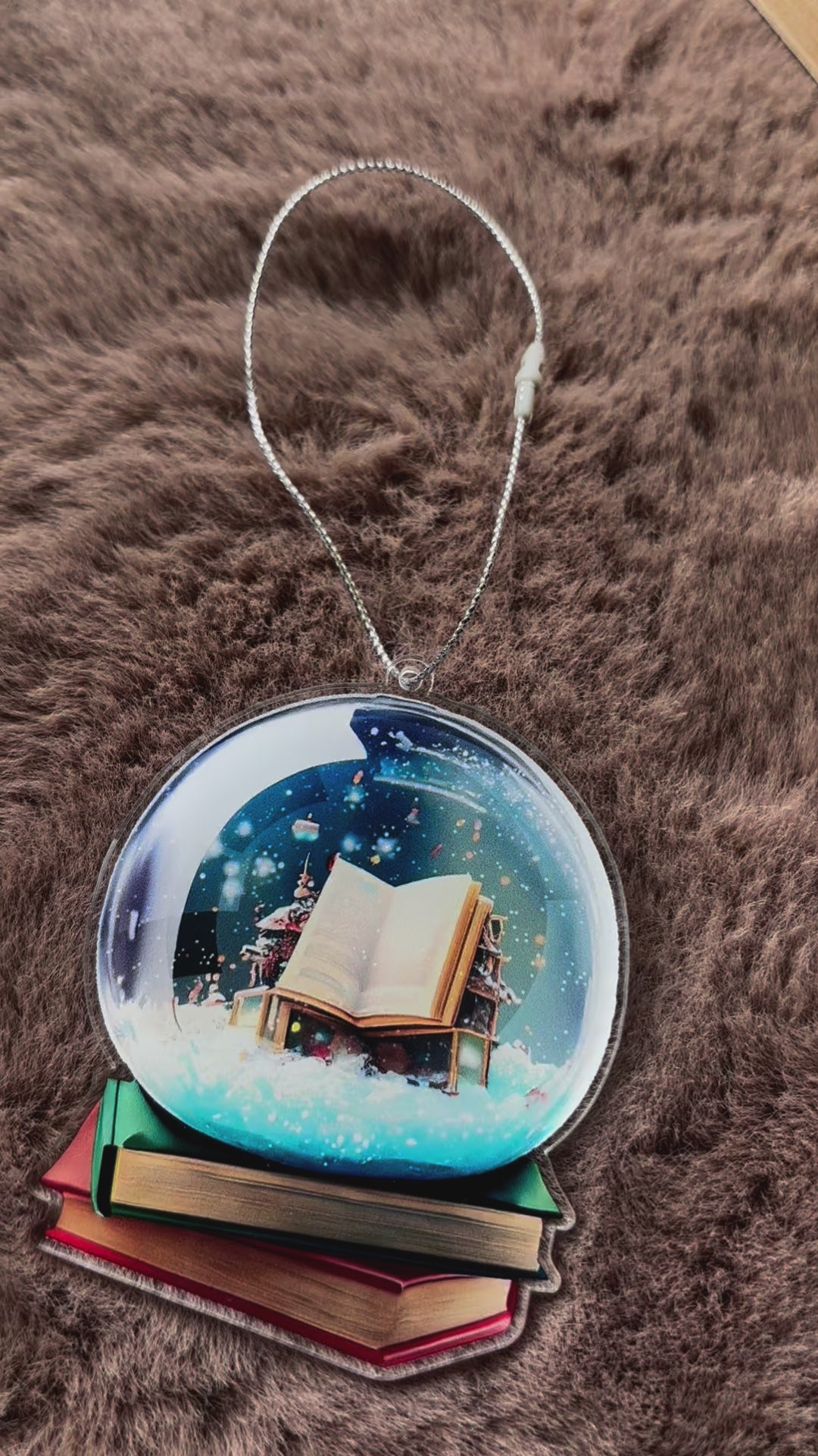 Julepynt - Snowglobe med bøger 2.0