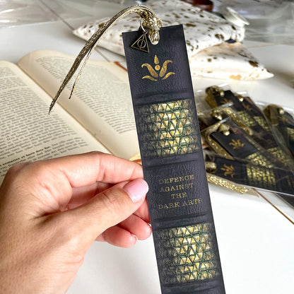 Bogmærke - Bookspines 'Defence against the Dark Arts'