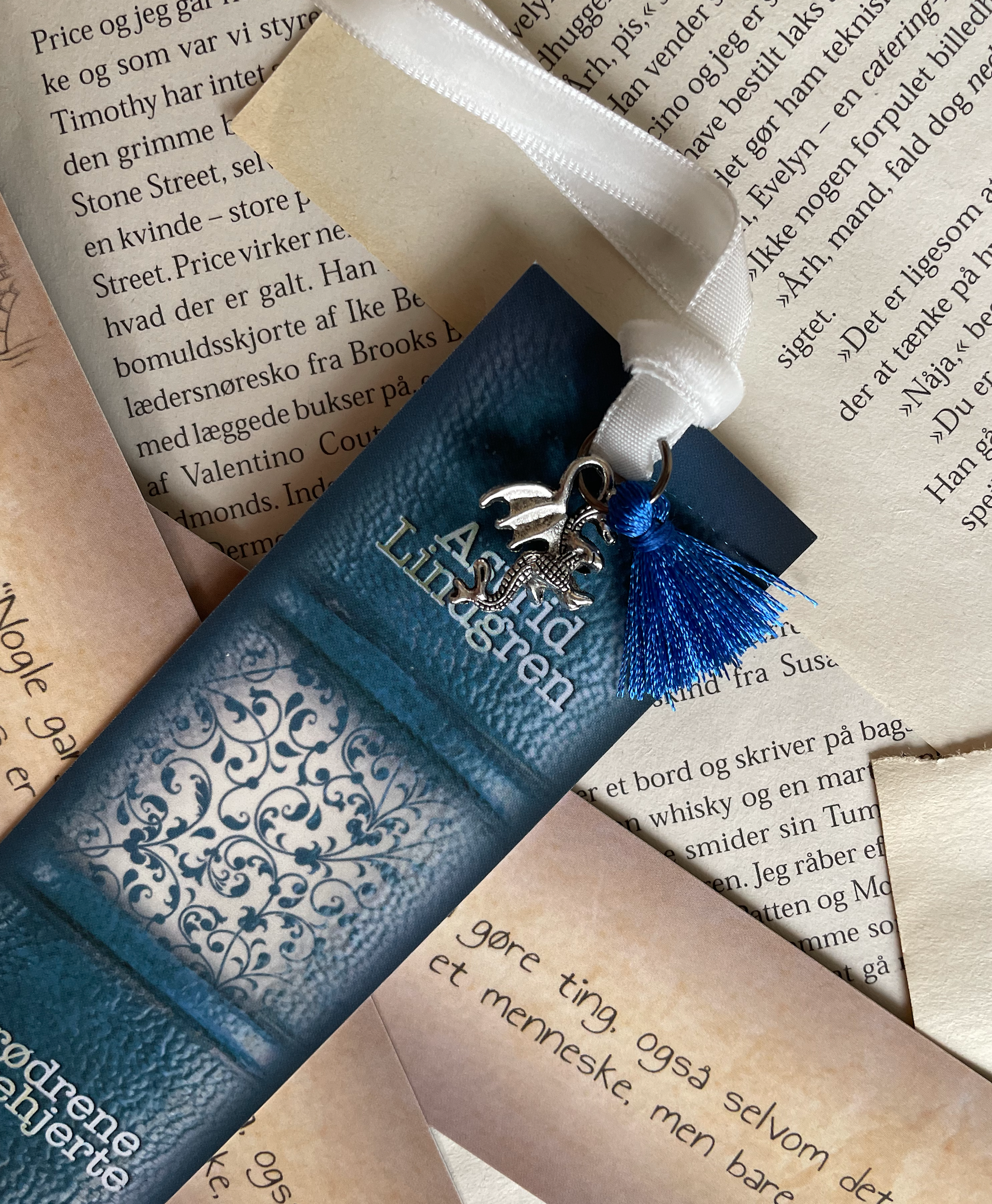 Bogmærke - Bookspines 'Brødrene Løvehjerte'